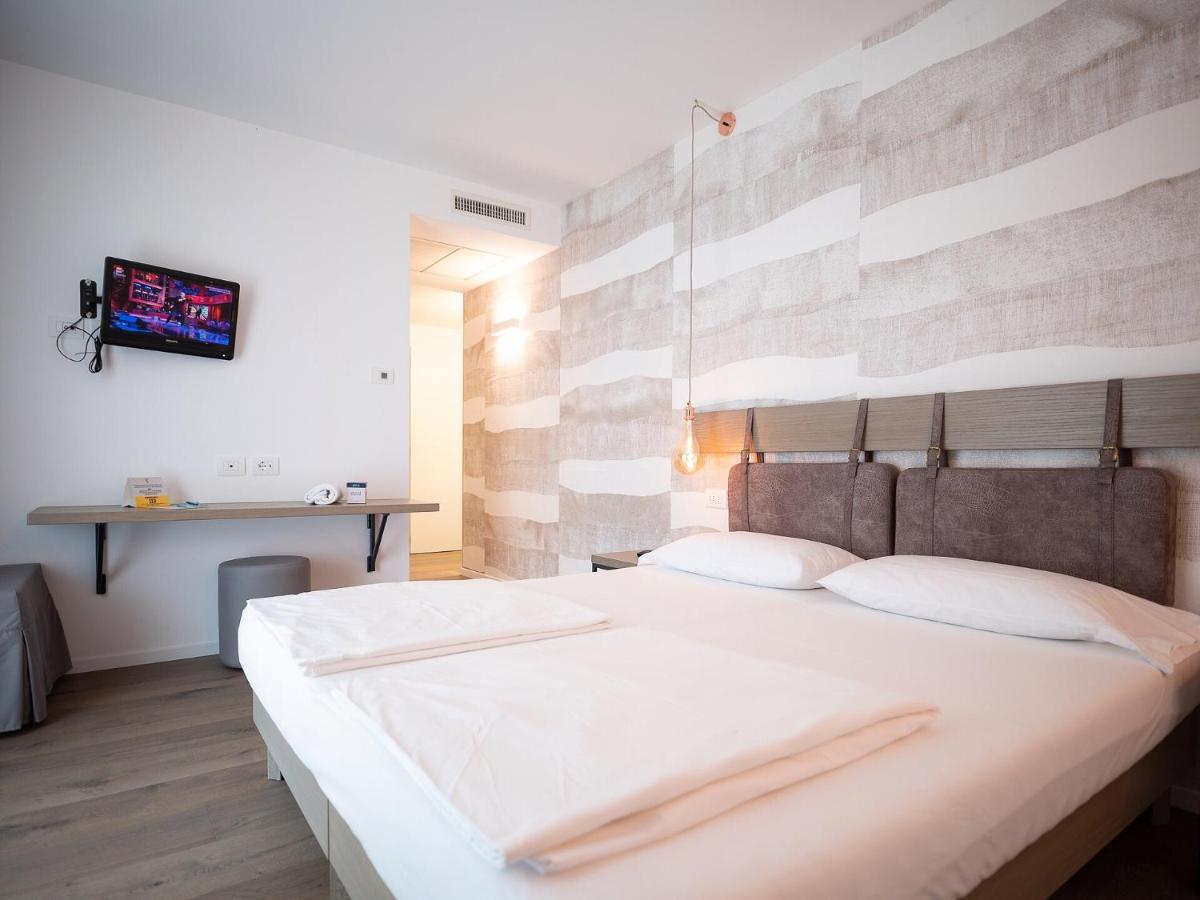 Glocal Torbole Otel Torbole Sul Garda Dış mekan fotoğraf