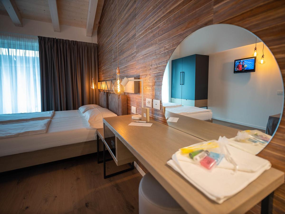 Glocal Torbole Otel Torbole Sul Garda Dış mekan fotoğraf
